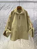 Trench da donna di fascia alta marrone chiaro per le donne di alta qualità con coulisse orlo design manica lunga con cerniera giacche Lady inverno 2023 Phyl22