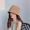 Szerokie brzegowe czapki 2023 Summer Słodka Słoneczna czapka oddychająca słomka, składana kopuła elegancka moda na plażę kobiety