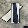 22SS NIEUWE MANNEN TOT Heren Designer Ties Pak Tie Luxe zaken Zijden Tie Party Bruiloft Tie Tie Cravatino Cravat ketting met doos 88