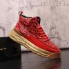 Winter Nieuwe Red Black High Tops for Men Lace Up Dikke Bottom Shoes All Match Causal Loafers Walking Sneakers Zapatos HOMBRE