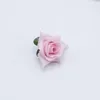 Decoratieve bloemen 4,5 cm kunstmatige rozenbloemhoofd voor bruiloftdecoratie bal ambacht nep muurplanten feestbenodigdheden 100 pcs