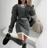 İş Elbiseleri Koreli Vintage Chic Women Sweater 2 Parça Set Sonbahar Kış Pembe V Boyun Örtü Kalın Gevşek Küleyler Mini Kalem Etek Takımları