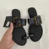 Kvinnor Nya sommarsandaler Sandal Beach Flat With Slides Square Buckle Fashion Woman Outside Shoes Kvinnliga tofflor T230208 DFE9