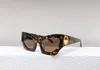 Damsolglasögon för kvinnor Män Solglasögon herrmodestil skyddar ögonen UV400-lins med slumpmässig låda och fodral 4439 11