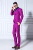 Costumes pour hommes 2023 Arrivée Hommes Slim Blazers Tuxedo (Vestes Pantalons Gilet) Groom Prom Purple Robe de mariée élégante