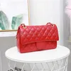 qwertyui879 2023 Nuevos bolsos de hombro Moda para mujer Marca de lujo Bolso de diseñador Señora Calidad superior Cadena Sobre Bolso Flap Bolso de cuero Bolsos 102622H