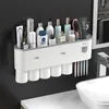 Set di accessori per bagno 2023 Accessori per il bagno Set di spazzolino magnetico Distensatore di dentifricio automatico Coppa di adsorbimento forte