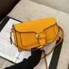 Nya kvällspåsar axelväska plånbågar designer kvinnor händer läder crossbody trend elegant shopping arbete messenger s 230209