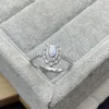 Cluster Rings S925 Silver Light Luxury Diamond Oval Ring European och American Apporatered Design Women's Opal