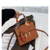 2023 DE2023 Designer Single Shoulder Bag Metal Letter Button Scarf Portable Small Square Bag Luxury Slipper Design Cross-Body Women's Bag