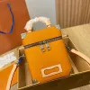 Vibrant Orange Trunk Bag designer Tote Handväska plånbokslåda axelpåsar crossbody mini resväska bagage fyrkantig handväska mode koppling totes