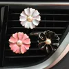 Décorations Daisy Parfum Décoration Sortie Clip Désodorisant Intérieur Diffuseur D'arôme Pièces Automobiles Accessoires De Voiture pour Filles 0209