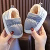 Slipper Children Down Cotton Winter inomhus Casual Non Slip Soft Sole Plysch Shoes Toddler First Walker Baby Girls Footwear 230209