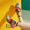 Nouveau designer Chaussures hautes Femmes Sandales d'été Ruffles de décoration d'oiseaux Talons Bling Rigonstone Chunky Talon Novelty Sandalias T230208 EE8DD S