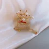 Brooches Plum Blossom DeerCreative Pearl Full Rhinestone Deer Brooch Fashion Simple Pin Cute Elk Sweater Button Clothes Accessories