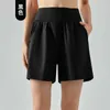 L-476 Geniş Bel Kadın Dış Giyim Sporları İçin Sıkı Yoga Şortları Gevşek Nefes Alabilir Sıradan Dipler Pantolon
