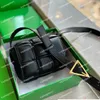 カセットバッグ有料チェッカーレザーストラップマルチカラーデザイナーショルダーバッグクロスボディファッション女性高級ヴィンテージレディバッグ