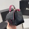 Yeni cc Kadın Tasarımcılar Küçük Squire Çanta Çanta Debriyaj Çanta Buzağı Derisi Bayan Klasik Moda Crossbody Tote Çanta Deri Zincir Mini CF 20X11CM