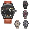 Curren New Fashion Casual Quartz Watch Mężczyzn Mężczyzny Luksusowy skórzany pasek Analog sportowy tydzień wojskowy