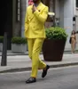 Trajes de hombre amarillo doble botonadura para hombre boda fiesta de negocios desgaste esmoquin a medida llegada 2 piezas chaqueta pantalones traje Homme