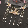 Klipsy do włosów chińskie patyki Tiaras Headpiece dla kobiet Pearl Tassel Flow Flower Spins Forks Vintage Hanfu Wedding Akcesoria Biżuteria