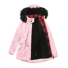 여자 트렌치 코트 2023 가을 따뜻한 모피 칼라 두꺼운 재킷 패션 짧은 후드가있는 파카스 코트 겨울 여자 사무실 레이디 스트리트웨어