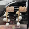 Decorazioni per interni Auto condizionata presa d'aria clip perla borsa aromaterapia profumo creativo tacchi alti interni auto 0209