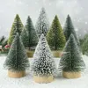 Decorações de Natal Mini Árvore Gold Verde Pequeno Cedro Pinheiro Top 2023 Navidad Ornamentos Ano Decoração da casa