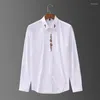 Mäns casual skjortor Autumn Högkvalitet 2023 White Men's Long Sleeve Slim Fit Non Stryking Embroidered Shirt Korean Simple Top