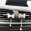 Dekorationer Diamond Butterfly Tassel Pendant Parfym Conditioner Fragrance Air Outlet Clip Balm Car Interior Acce 0209