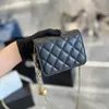 sacs de créateurs sac de maquillage sac cosmétique portefeuille épaule unique Tops sacs de luxe style à la mode boutique pour femmes sac sous-axillaire boîte sac à main magasin d'usine bon