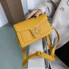 2023 ZAKS MAKELING OUTLANDEN EN AUSTUM BAGS Dames nieuwe mode veelzijdige kleine vierkante tas Koreaanse versie western-stijl one-shoulder messenger tas