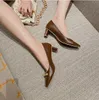 Kadınlar Lüks Düğün Ayakkabıları Siyah Çalışma Yüksek Topuk Konforlu Noktalı Toe Lüks Moda Loafers Partisi Marka Gece Kulübü Ayakkabıları Plus Boyut 35-40