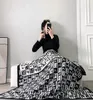 2023 Letter Cashmere Designer Blanket Soft Woolen Scarf Shawl Portable Warmth Thickening Plaid Sofa Bed Fleece Knitted Blanket