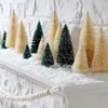 Décorations de Noël 8pcs Mini arbre neige gel petit pin bricolage artisanat décor de bureau pour les ornements de table familiale