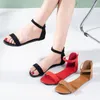 Sandalen Damen PU Hakenschlaufe Weibliche Flache Schuhe Offene Spitze Klassische Damen Lässige Rom Weiches Leder Strand 2023 Sommer