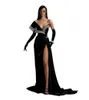 2023 Black Velvet Evening Gowns Sweep Train the Shoulder Mermaid Prom Dresses High Slit Pearls vestidos 공식 Cele GW0210