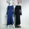 Ethnische Kleidung, muslimische Mode, langes Kleid, islamische Frauen, marokkanischer Kaftan, türkische Abaya, Herbst, Mitte, Dubai, Saudi-Arabien, Vestidos