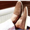 Italie Designer Loropiana Chaussures Lorop Chaussures en daim faites à la main pour hommes avec fond plat en cuir Chaussures de pois inversées décontractées