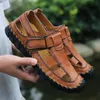 Sandalen Herrenschuhe Lässige echtes Leder geschlossene Zehen Coole Strandsandalen