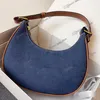 Bolsa de ombro feminina de grife Bolsa de mão de luxo Moda Totes Corrente de couro com fundo crescente em forma de meia-lua Bolsa mensageiro Hobo Bolsas com fechamento em zíper