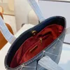 여성 양고기 쇼핑 토트 가방 퀼트 상단 손잡이 어깨 지갑 검은 흰색 야외 세공 핸드백 25cm