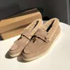 디자이너 Loropiana Shoes Wool Lefu 여자 22 가을과 겨울 진짜 가죽 LP 슬립에 따뜻한 스웨이드 플랫 콩 9y1d