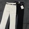 23SS FW Girls Firms Designer Jeans com bordado de cartas Cinturão feminina de ponta de ponta de ponta de ponta da pista de Milão Casual Jersey Outwear Denim Straight Long Trouser