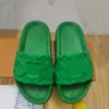 High Quality Waterfront designer Slippers Embossed Mule Rubber Slide Beach Sandals Men Women White Orange Black Green Olive Summer Shoes