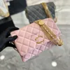 Borse di marca CC Borsa con catena in metallo dorato con patta morbida Pelle di agnello morbida Borsa classica trapuntata con suoneria Borsa famosa del designer Donna Luxurys Sacoche French Multi P