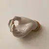 装飾的なオブジェクトの置物革新的な燃焼3次元の手のひらの手を作るkiを変える香を挿入するジュエリーストレージトレイ飾り230209