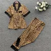 Kvinnors sömnkläder Lisacmvpnel Spring Long Sleeve Pyjamas Woman Ice Silk Fashion Leopard Print Sexig Pyjama Set 230209