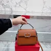 designer di borse di lusso 2023 Nuovo autunno e inverno mini temperamento fine diamante V serratura hardware borsa postino tracolla a mano messenger femminile