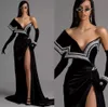 2023 Black Velvet Evening Gowns Sweep Train the Shoulder Mermaid Prom Dresses High Slit Pearls vestidos 공식 Cele GW0210